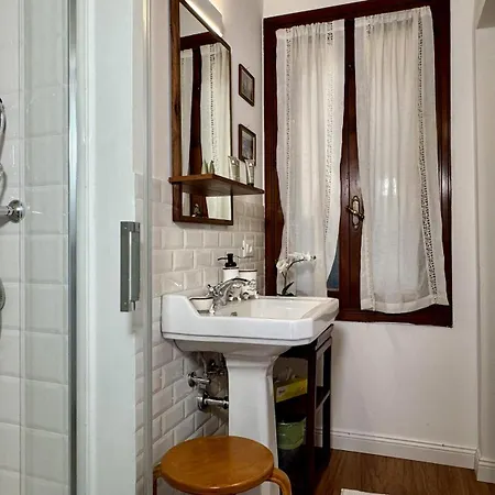 Ca' Angelica Canal View Apartment *