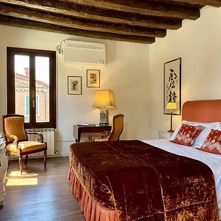 Ca' Angelica Canal View Apartment