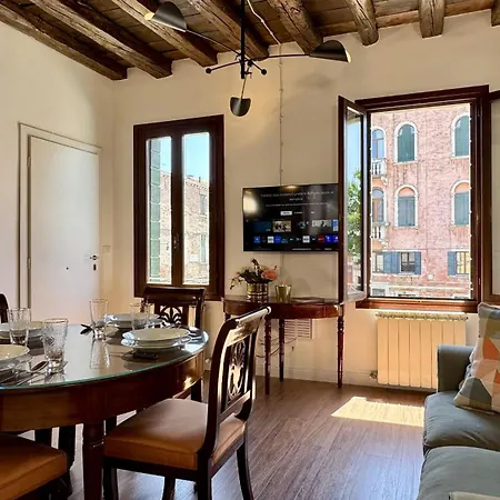 Ca' Angelica Canal View Appartement *